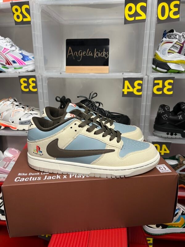 Travis Scott x PlayStation x Nike Dunk