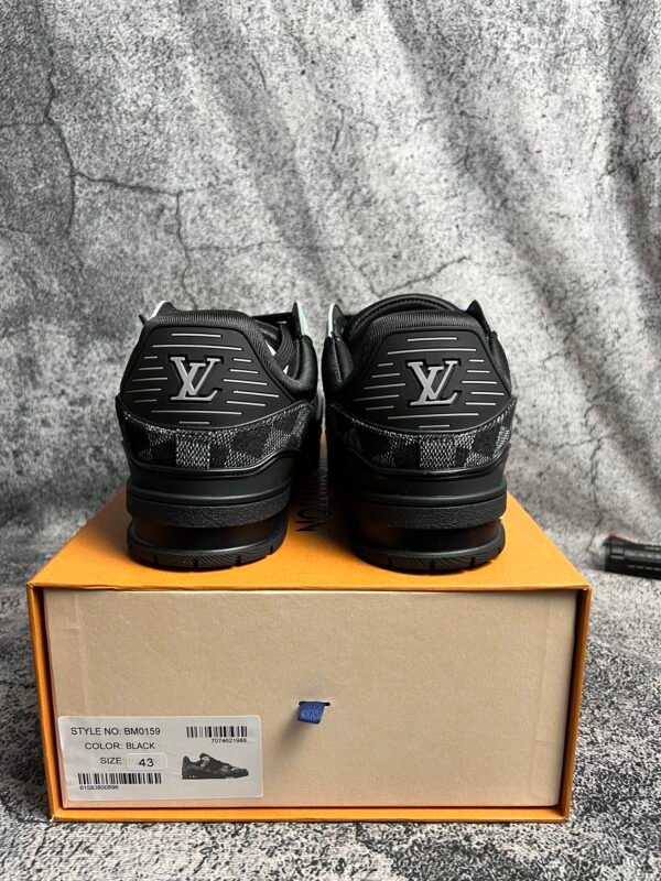 LOUIS VUITTON Trainer