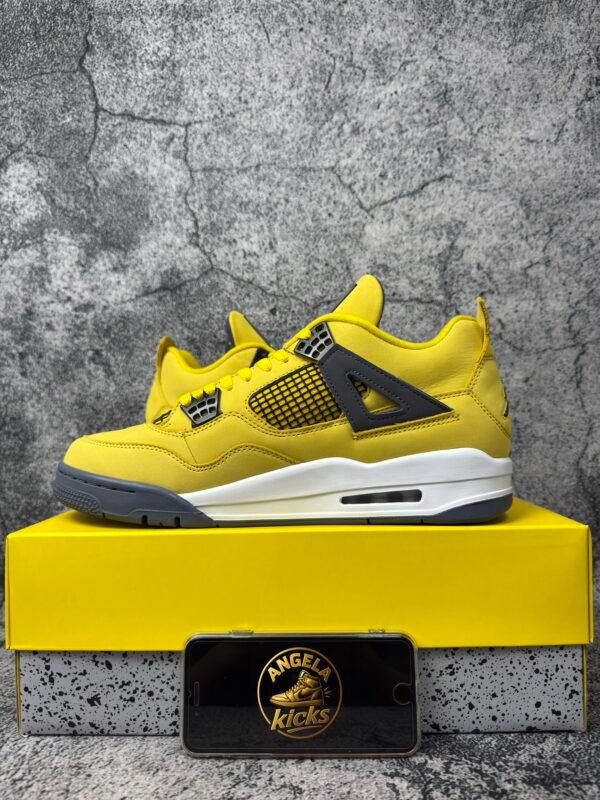 Jordan 4 Retro Lightning