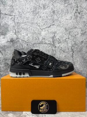 LOUIS VUITTON Trainer Denim
