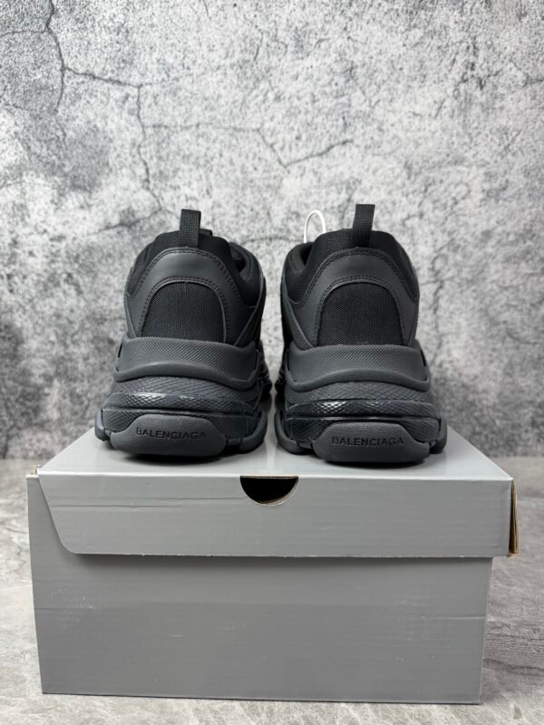 Balenciaga Triple S Black