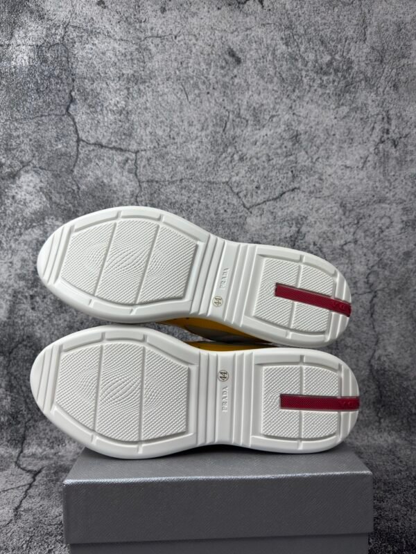 Prada America's Cup Gold Silver