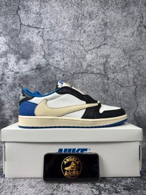 Jordan 1 Retro Low OG SP Fragment x Travis Scott