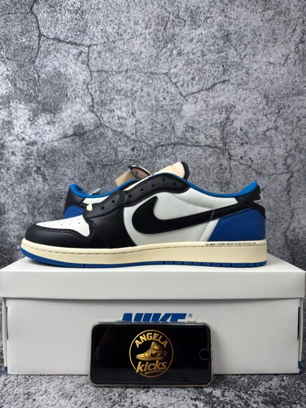 Jordan 1 Retro Low OG SP Fragment x Travis Scott