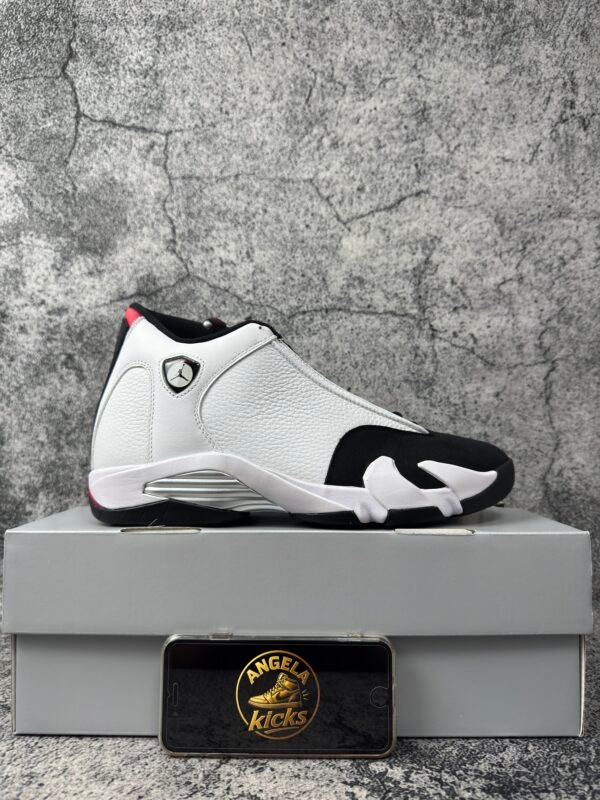 Jordan 14 Retro Black Toe
