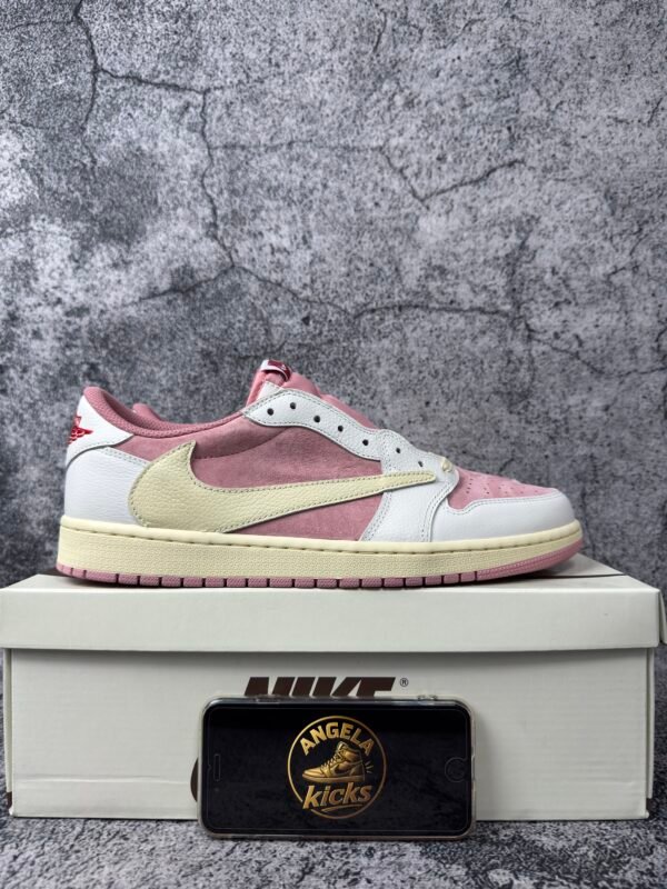 Jordan 1 Retro Low OG SP Travis Scott Sail Shy Pink
