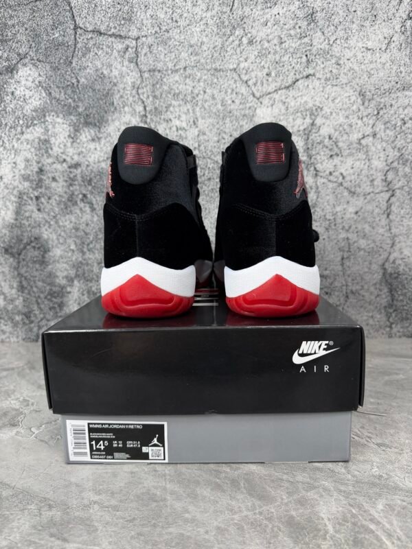Jordan 11 Retro Bred Velvet