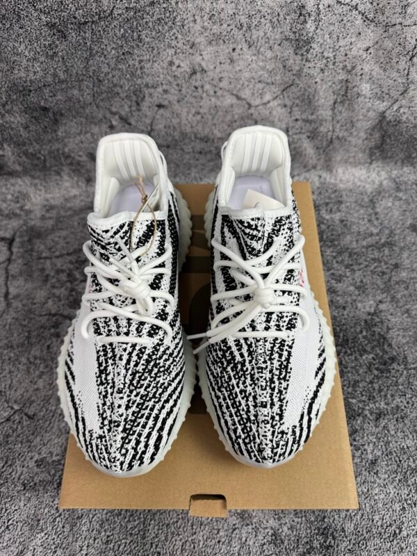 adidas Yeezy Boost 350 V2 Zebra