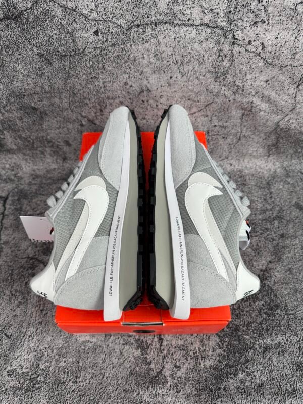 Nike LD Waffle SF sacai Fragment Grey