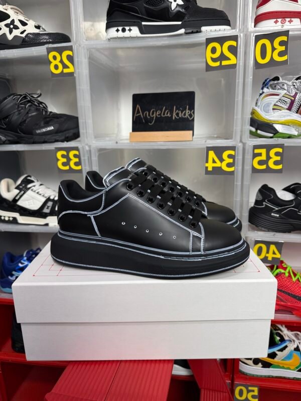 Alexander McQueen Oversized Black White Outline