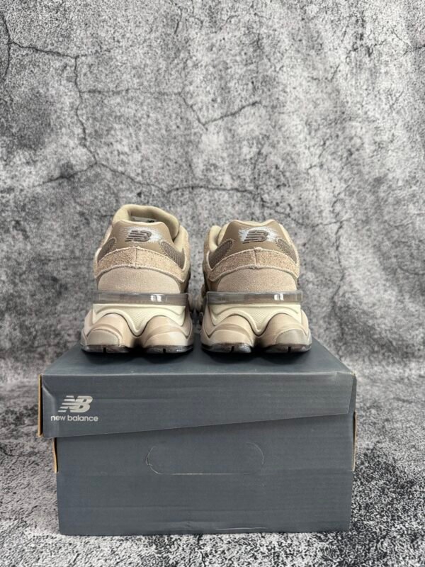 New Balance 9060 Mushroom Timberwolf