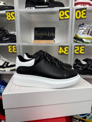 Alexander McQueen Oversized Black White