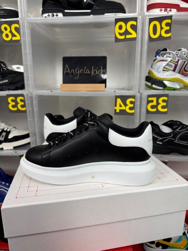 Alexander McQueen Oversized Black White