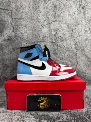 Jordan 1 Retro High Fearless UNC Chicago