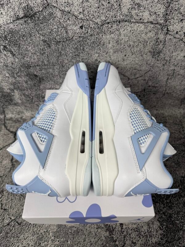 Jordan 4 Retro Forget Me Not