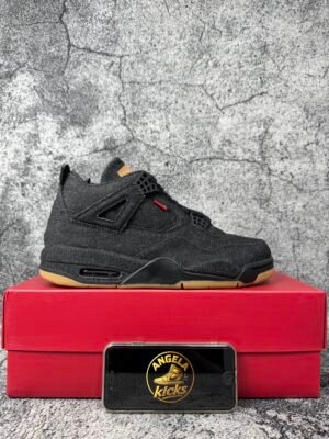 IMG_4774 Jordan 4 Retro Levi's Black