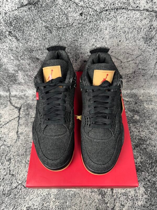 Jordan 4 Retro Levi's Black