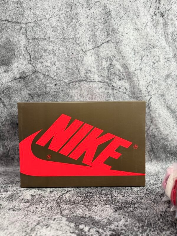 Jordan 1 Retro High OG SP Travis Scott Mocha