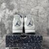 Jordan 4 Retro Midnight Navy