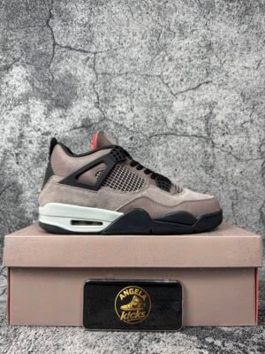 IMG_4812 Jordan 4 Retro Taupe Haze