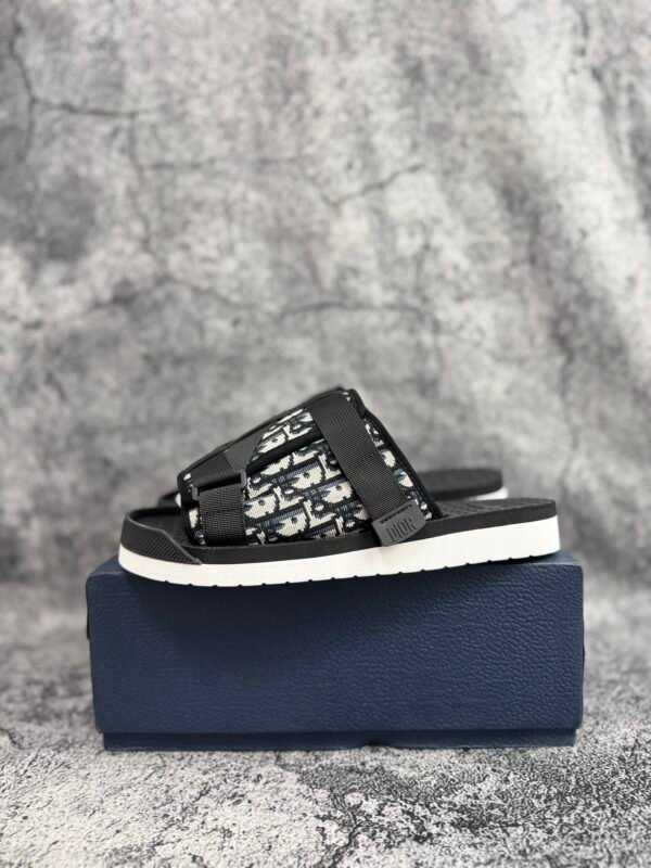 Dior Alpha Sandal Oblique