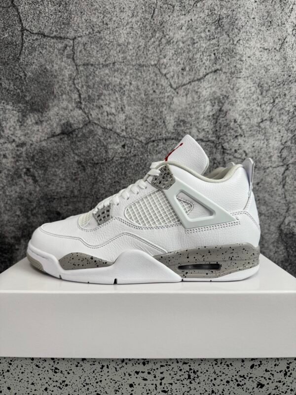 Jordan 4 Retro White Oreo