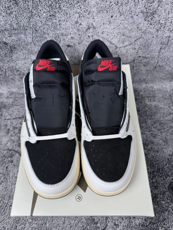 Jordan 1 Retro Low OG SP Travis Scott Olive