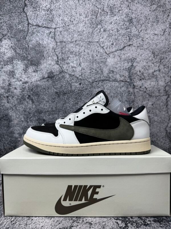 Jordan 1 Retro Low OG SP Travis Scott Olive