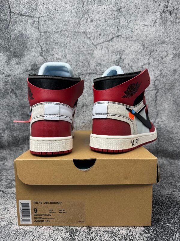 Jordan 1 Retro High Off-White Chicago