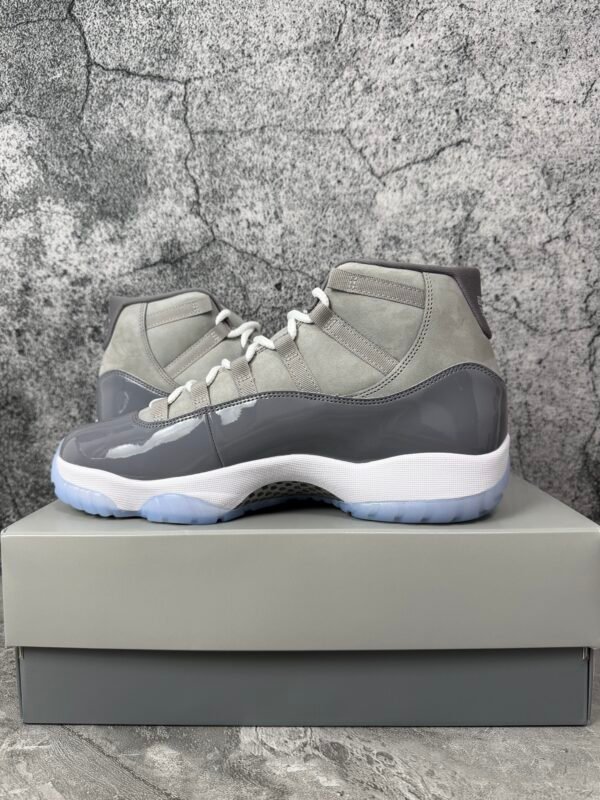 Jordan 11 Retro Cool Grey
