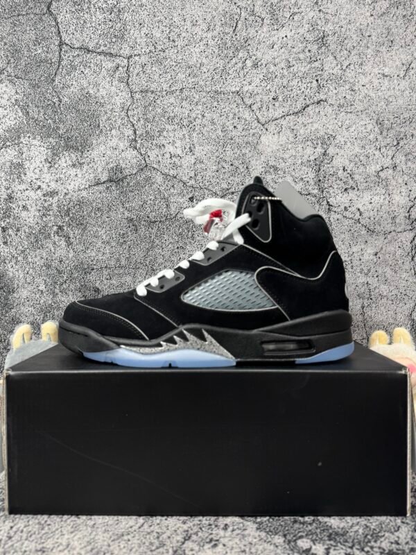 Jordan 5 Retro OG Black Metallic Reimagined