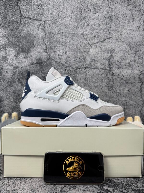 Jordan 4 Retro SB Navy