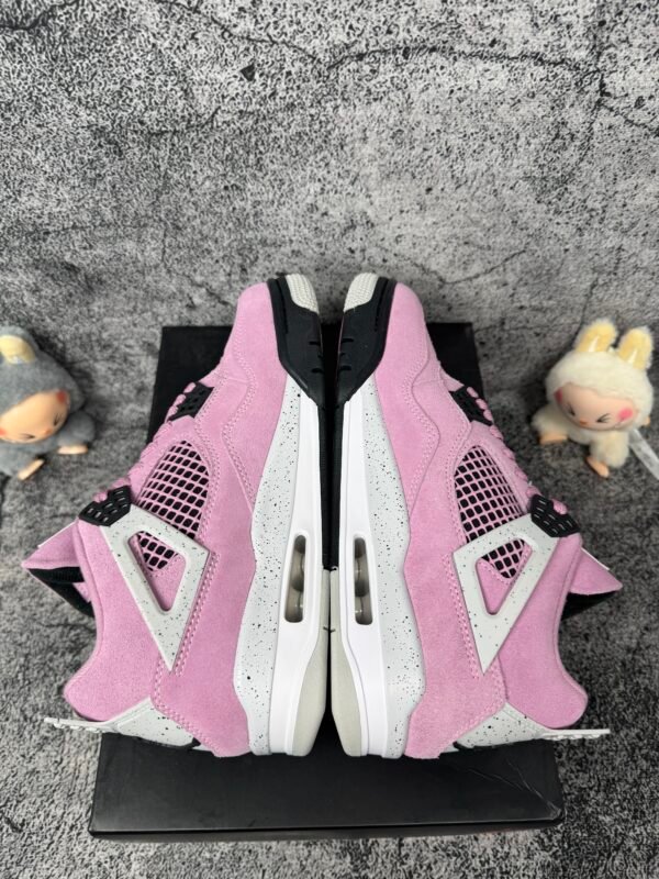 Jordan 4 Retro Orchid