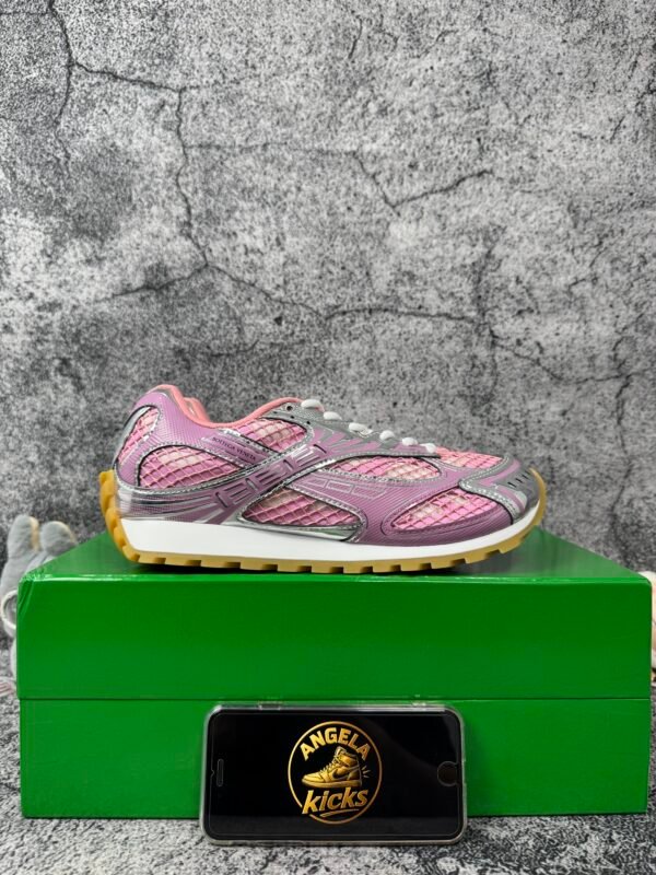 Bottega Veneta Orbit light purple