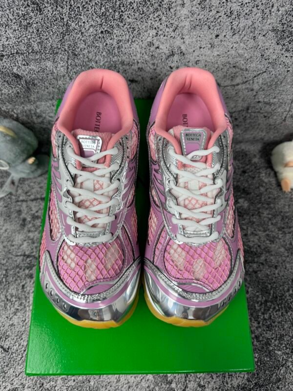 Bottega Veneta Orbit light purple