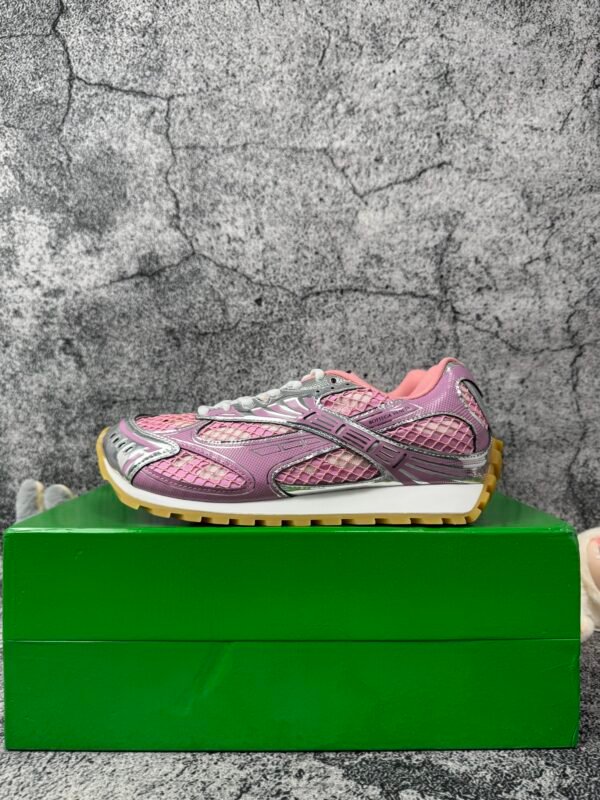 Bottega Veneta Orbit light purple