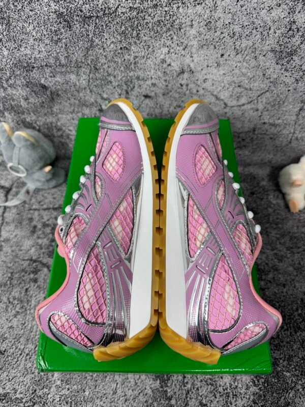 Bottega Veneta Orbit light purple