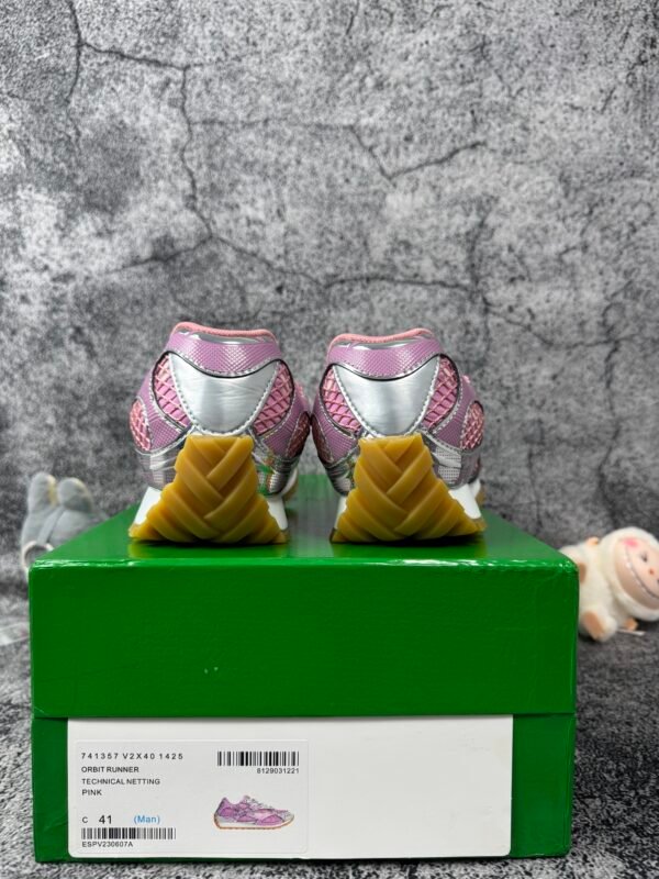 Bottega Veneta Orbit light purple