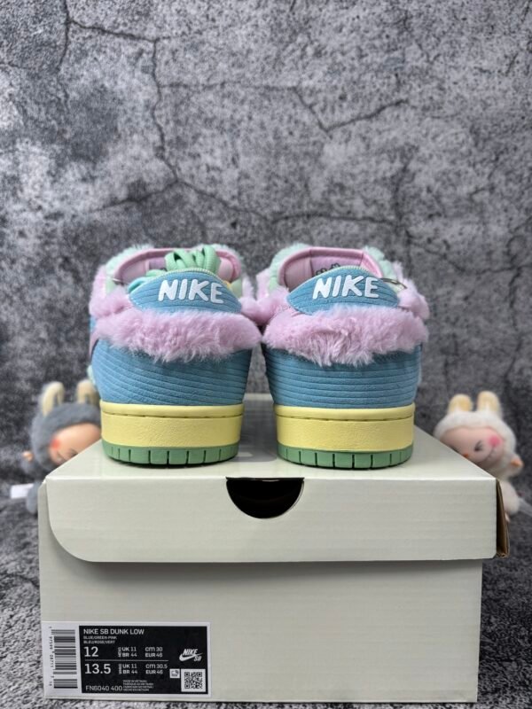 Nike SB Dunk Low Verdy Visty