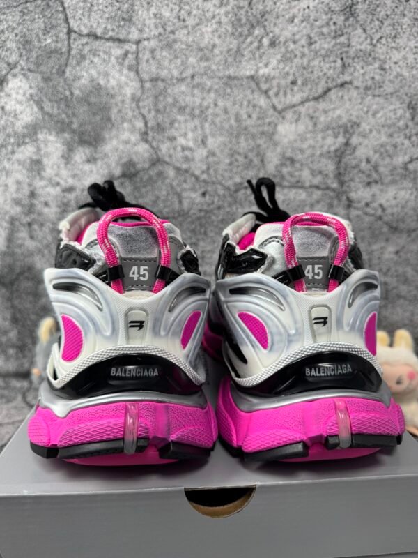 Balenciaga Runner gray powder