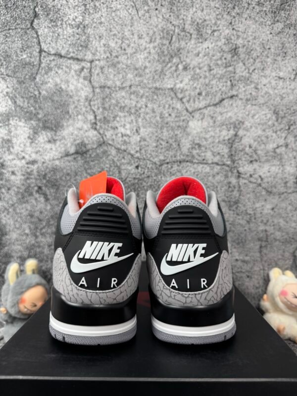 Jordan 3 Retro OG Black Cement