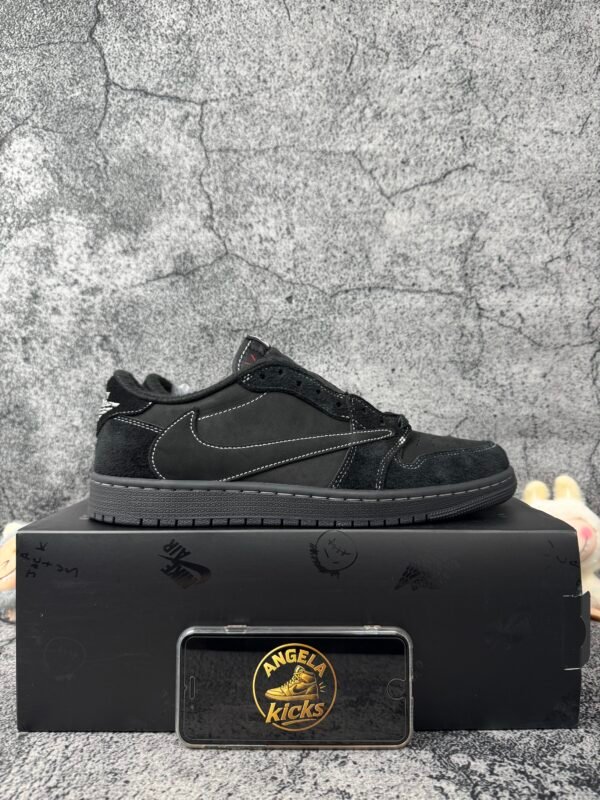 Jordan 1 Retro Low OG SP Travis Scott Black Phantom