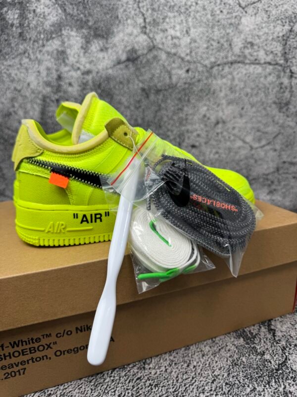 Nike Air Force 1 Low Off-White Volt