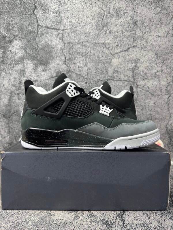 Jordan 4 Retro Fear