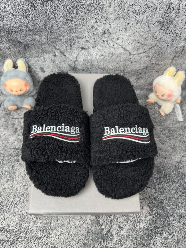 Balenciaga Furry Slide Black White