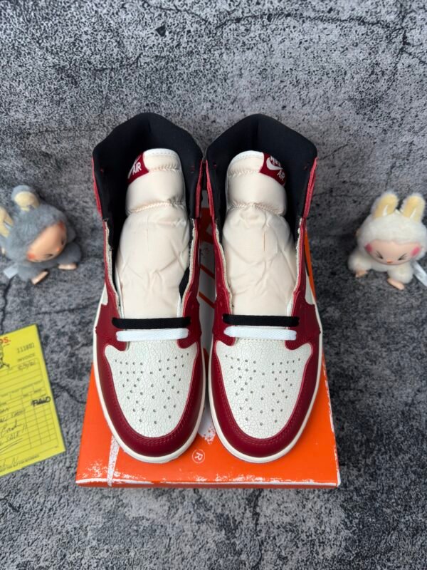 Jordan 1 Retro High OG Chicago Lost and Found