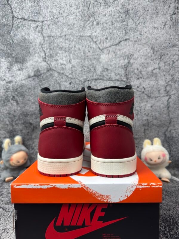Jordan 1 Retro High OG Chicago Lost and Found