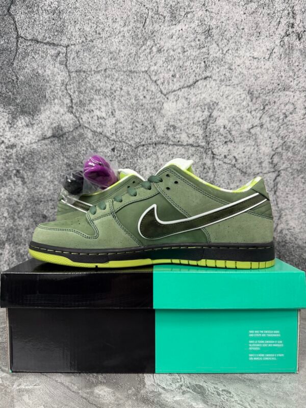 Nike SB Dunk Low Concepts Green Lobster