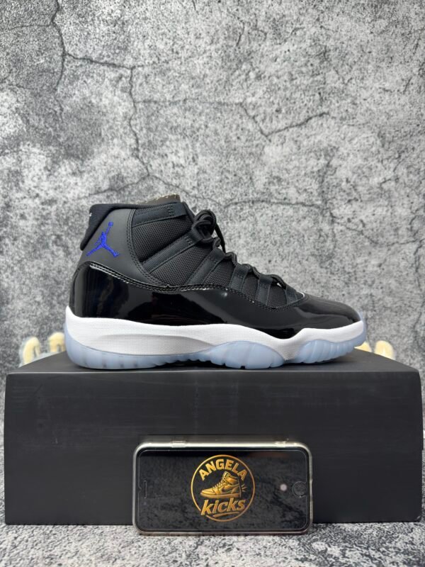 Jordan 11 Retro