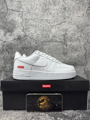 Nike Air Force 1 Low Supreme White